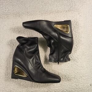 Katy Perry The Hollow Wedge Bootie in black synthetic leather.  size 9